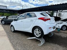 HYUNDAI HB20 1.6 PREMIUM 16V FLEX 4P MANUAL 2012/2013 AR MULTIMARCAS VENÂNCIO AIRES / Carros no Vale