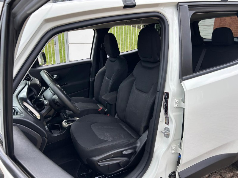 JEEP RENEGADE SPORT 1.8 4X2 FLEX 16V AUT. 2017/2016 LS MULTIMARCAS VENÂNCIO AIRES / Carros no Vale