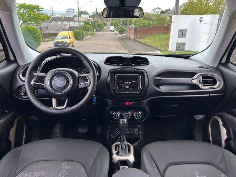 JEEP RENEGADE SPORT 1.8 4X2 FLEX 16V AUT. 2017/2016 LS MULTIMARCAS VENÂNCIO AIRES / Carros no Vale