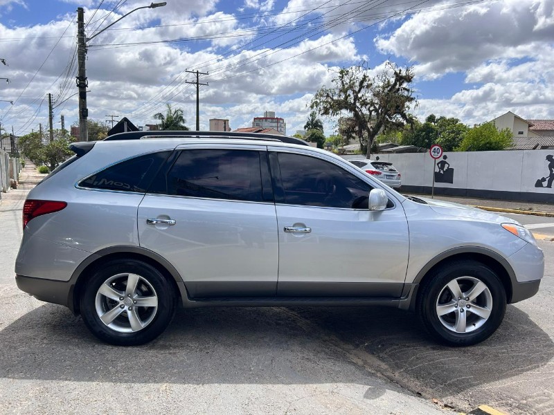 HYUNDAI VERACRUZ GLS 3.8 4WD AUT. 2010/2010 LS MULTIMARCAS VENÂNCIO AIRES / Carros no Vale
