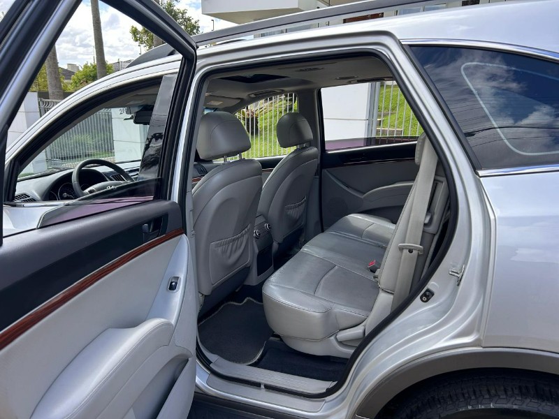 HYUNDAI VERACRUZ GLS 3.8 4WD AUT. 2010/2010 LS MULTIMARCAS VENÂNCIO AIRES / Carros no Vale