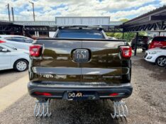 FIAT TORO 1.8 16V EVO FLEX FREEDOM OPEN EDITION AT6 2016/2017 AR MULTIMARCAS VENÂNCIO AIRES / Carros no Vale