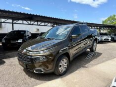 FIAT TORO 1.8 16V EVO FLEX FREEDOM OPEN EDITION AT6 2016/2017 AR MULTIMARCAS VENÂNCIO AIRES / Carros no Vale