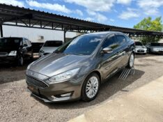 FORD FOCUS 2.0 SE 16V FLEX 4P POWERSHIFT 2017/2018 AR MULTIMARCAS VENÂNCIO AIRES / Carros no Vale