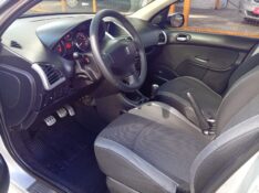 PEUGEOT 207 XS 1.6 2009/2009 ALTERNATIVA VEÍCULOS LAJEADO / Carros no Vale