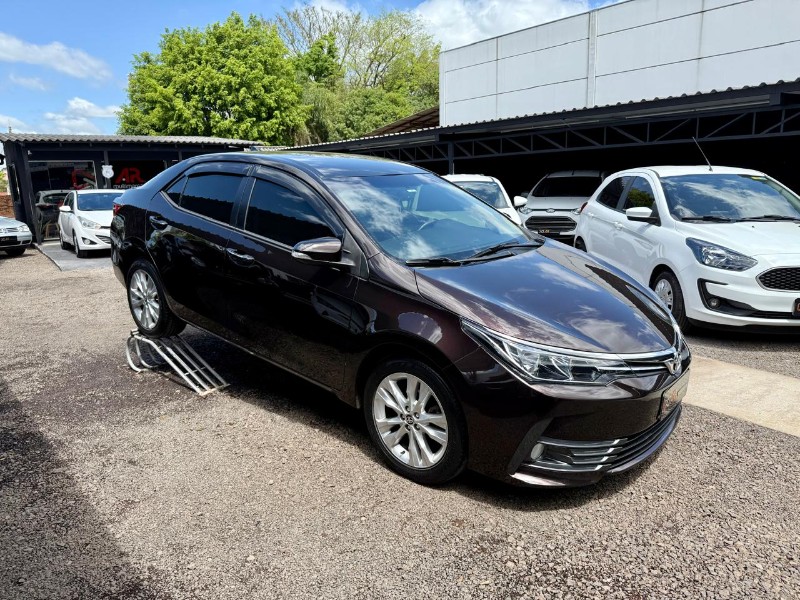 TOYOTA COROLLA XEI 2.0 FLEX 16V AUT. 2017/2018 AR MULTIMARCAS VENÂNCIO AIRES / Carros no Vale