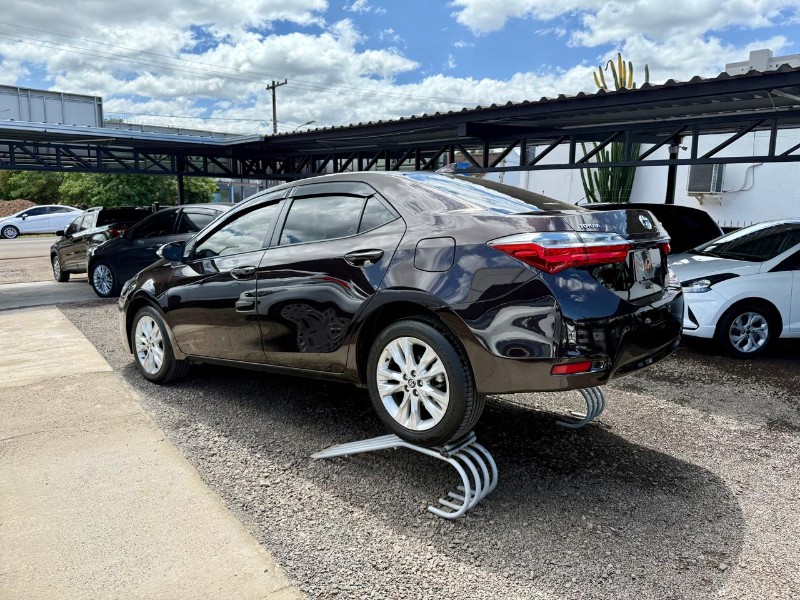 TOYOTA COROLLA XEI 2.0 FLEX 16V AUT. 2017/2018 AR MULTIMARCAS VENÂNCIO AIRES / Carros no Vale