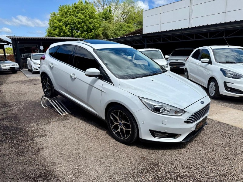 FORD FOCUS TITANIUM 2.0 16V FLEX 2016/2016 AR MULTIMARCAS VENÂNCIO AIRES / Carros no Vale FORD FOCUS TITANIUM 2.0 16V FLEX 2016/2016 AR MULTIMARCAS VENÂNCIO AIRES / Carros no Vale