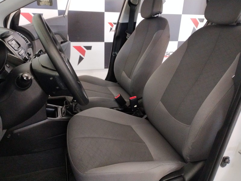 HYUNDAI HB20S 1.0 COMFORT PLUS 2019/2019 TIAGO AUTOMÓVEIS VENÂNCIO AIRES / Carros no Vale