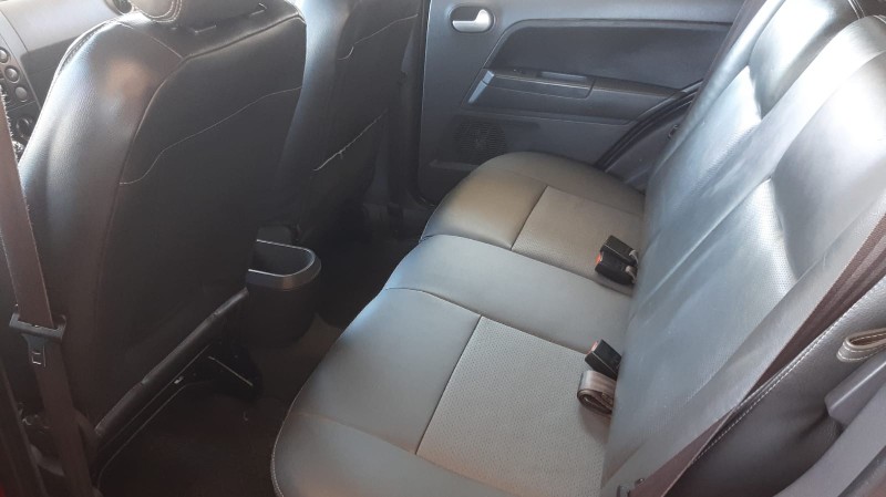 FORD ECOSPORT XLT /2004 RENAUTO VEÍCULOS LAJEADO / Carros no Vale
