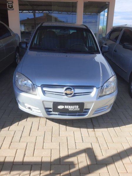 CHEVROLET CELTA 1.0 /2010 RENAUTO VEÍCULOS LAJEADO / Carros no Vale