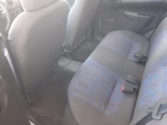 CHEVROLET CELTA 1.0 /2010 RENAUTO VEÍCULOS LAJEADO / Carros no Vale