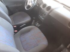 CHEVROLET CELTA 1.0 /2010 RENAUTO VEÍCULOS LAJEADO / Carros no Vale