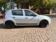 RENAULT SANDERO 1.0 12V EXPRESSION 2008/2009 COMPLETO VEÍCULOS GUAPORÉ / Carros no Vale