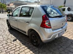 RENAULT SANDERO 1.0 12V EXPRESSION 2008/2009 COMPLETO VEÍCULOS GUAPORÉ / Carros no Vale