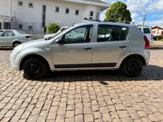 RENAULT SANDERO 1.0 12V EXPRESSION 2008/2009 COMPLETO VEÍCULOS GUAPORÉ / Carros no Vale