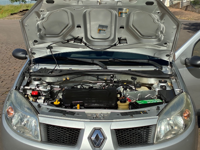 RENAULT SANDERO 1.0 12V EXPRESSION 2008/2009 COMPLETO VEÍCULOS GUAPORÉ / Carros no Vale