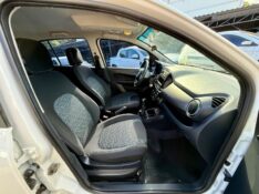 FIAT UNO EVOLUTION 1.4 8V FLEX 2014/2015 AR MULTIMARCAS VENÂNCIO AIRES / Carros no Vale