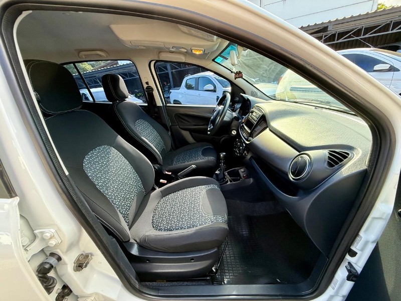 FIAT UNO EVOLUTION 1.4 8V FLEX 2014/2015 AR MULTIMARCAS VENÂNCIO AIRES / Carros no Vale