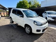 FIAT UNO EVOLUTION 1.4 8V FLEX 2014/2015 AR MULTIMARCAS VENÂNCIO AIRES / Carros no Vale