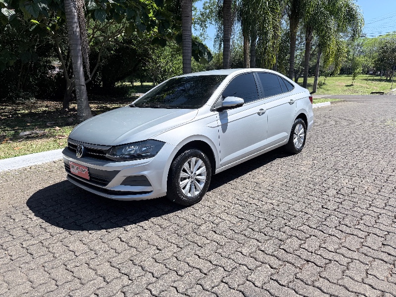 VOLKSWAGEN VIRTUS 1.6 MSI 2019/2020 ELY AUTOMÓVEIS LAJEADO / Carros no Vale