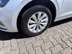 VOLKSWAGEN VIRTUS 1.6 MSI 2019/2020 ELY AUTOMÓVEIS LAJEADO / Carros no Vale