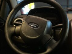 FORD KA 1.0 8V 2012/2013 JM AUTOMÓVEIS VENÂNCIO AIRES / Carros no Vale