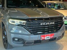 DODGE RAMPAGE LARAMIE CD 2.0 TURBO 4X4 2024/2024 JM AUTOMÓVEIS VENÂNCIO AIRES / Carros no Vale