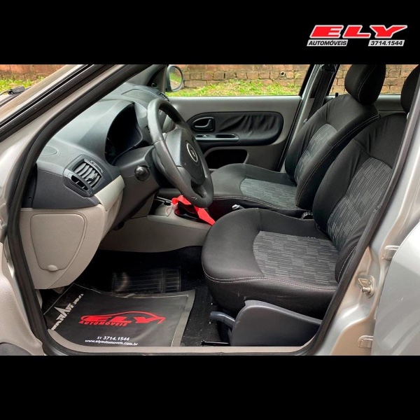 RENAULT SYMBOL EXPRESSION 1.6 2012/2012 ELY AUTOMÓVEIS LAJEADO / Carros no Vale