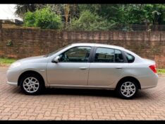 RENAULT SYMBOL EXPRESSION 1.6 2012/2012 ELY AUTOMÓVEIS LAJEADO / Carros no Vale