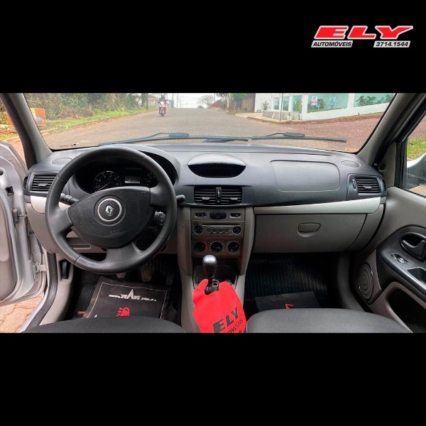 RENAULT SYMBOL EXPRESSION 1.6 2012/2012 ELY AUTOMÓVEIS LAJEADO / Carros no Vale