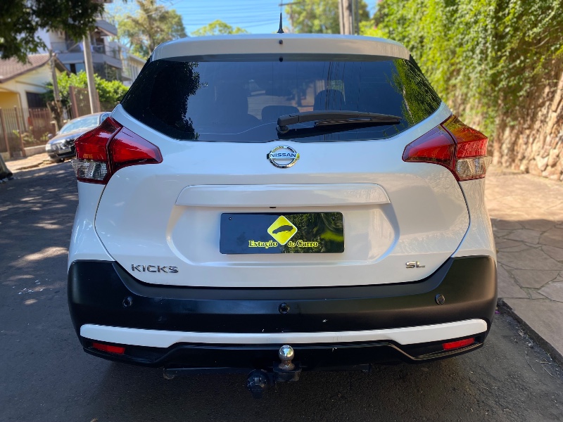 NISSAN KICKS SL 1.6 16V CVT 2016/2017 ESTAÇÃO DO CARRO ESTRELA / Carros no Vale