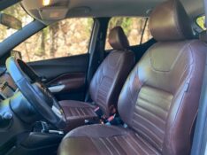 NISSAN KICKS SL 1.6 16V CVT 2016/2017 ESTAÇÃO DO CARRO ESTRELA / Carros no Vale