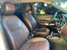 NISSAN KICKS SL 1.6 16V CVT 2016/2017 ESTAÇÃO DO CARRO ESTRELA / Carros no Vale