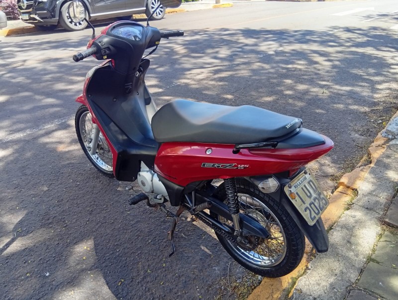 HONDA BIZ 125 ES 2013/2013 ALTERNATIVA VEÍCULOS LAJEADO / Carros no Vale