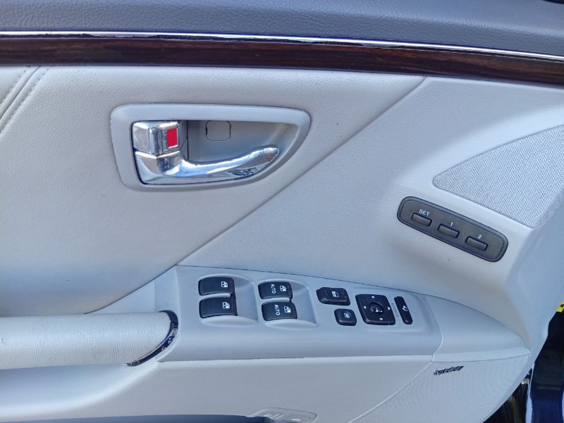 HYUNDAI AZERA GLS 3.3 2008/2009 ALTERNATIVA VEÍCULOS LAJEADO / Carros no Vale HYUNDAI AZERA GLS 3.3 2008/2009 ALTERNATIVA VEÍCULOS LAJEADO / Carros no Vale