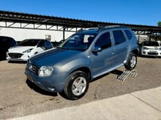 RENAULT DUSTER 1.6 DYNAMIQUE 4X2 16V FLEX 4P MANUAL 2012/2013 AR MULTIMARCAS VENÂNCIO AIRES / Carros no Vale
