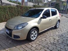 RENAULT SANDERO 1.0 AUTHENTIQUE 2013/2014 ALTERNATIVA VEÍCULOS LAJEADO / Carros no Vale
