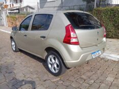 RENAULT SANDERO 1.0 AUTHENTIQUE 2013/2014 ALTERNATIVA VEÍCULOS LAJEADO / Carros no Vale
