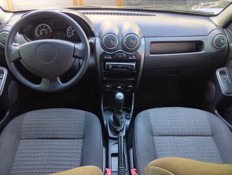 RENAULT SANDERO 1.0 AUTHENTIQUE 2013/2014 ALTERNATIVA VEÍCULOS LAJEADO / Carros no Vale