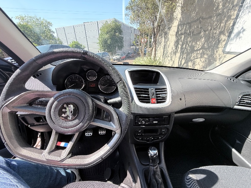 PEUGEOT 207 1.6 XS 16V 2011/2011 ELY AUTOMÓVEIS LAJEADO / Carros no Vale
