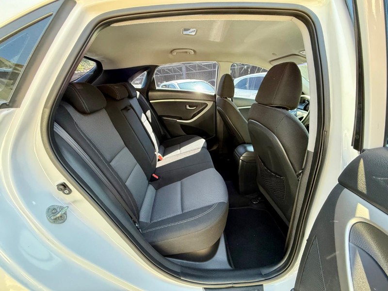 HYUNDAI I30 1.8 MPI 16V GASOLINA 4P AUTOMATICO 2014/2015 AR MULTIMARCAS VENÂNCIO AIRES / Carros no Vale HYUNDAI I30 1.8 MPI 16V GASOLINA 4P AUTOMATICO 2014/2015 AR MULTIMARCAS VENÂNCIO AIRES / Carros no Vale