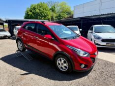 HYUNDAI HB20X 1.6 16V PREMIUM FLEX 4P AUTOMÁTICO 2014/2014 AR MULTIMARCAS VENÂNCIO AIRES / Carros no Vale