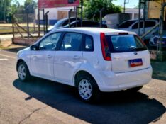 FORD FIESTA 1.0 2010/2011 CRUZEIRO MULTIMARCAS CRUZEIRO DO SUL / Carros no Vale