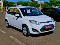 FORD FIESTA 1.0 2010/2011 CRUZEIRO MULTIMARCAS CRUZEIRO DO SUL / Carros no Vale