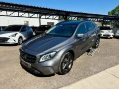 MERCEDES-BENZ GLA 200 ADVANCE 1.6 TB 16V FLEX 2018/2018 AR MULTIMARCAS VENÂNCIO AIRES / Carros no Vale