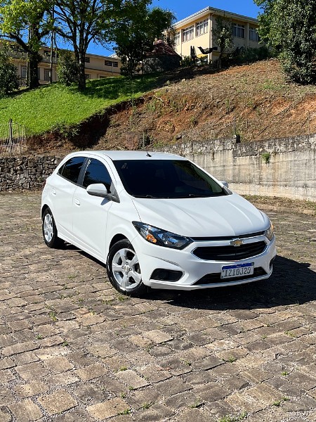 CHEVROLET ONIX LT 1.4 8V FLEX 2019/2019 BOSCO AUTOMÓVEIS GUAPORÉ / Carros no Vale