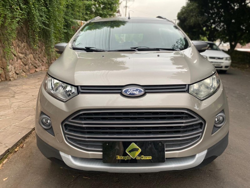 FORD ECOSPORT FREESTYLE 1.6 2013/2014 ESTAÇÃO DO CARRO ESTRELA / Carros no Vale