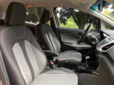 FORD ECOSPORT FREESTYLE 1.6 2013/2014 ESTAÇÃO DO CARRO ESTRELA / Carros no Vale