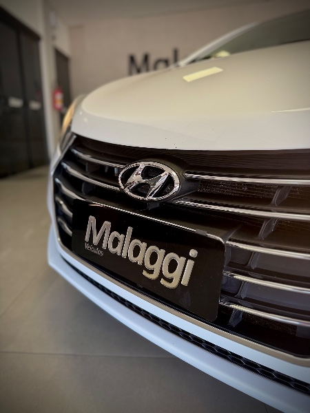 HYUNDAI HB20S 1.6 COMFORT STYLE 16V 2015/2016 MALAGGI VEÍCULOS ENCANTADO / Carros no Vale
